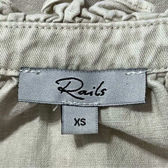 Rails Light Gray Ruffle Sleeve Top - Picture 12 of 14